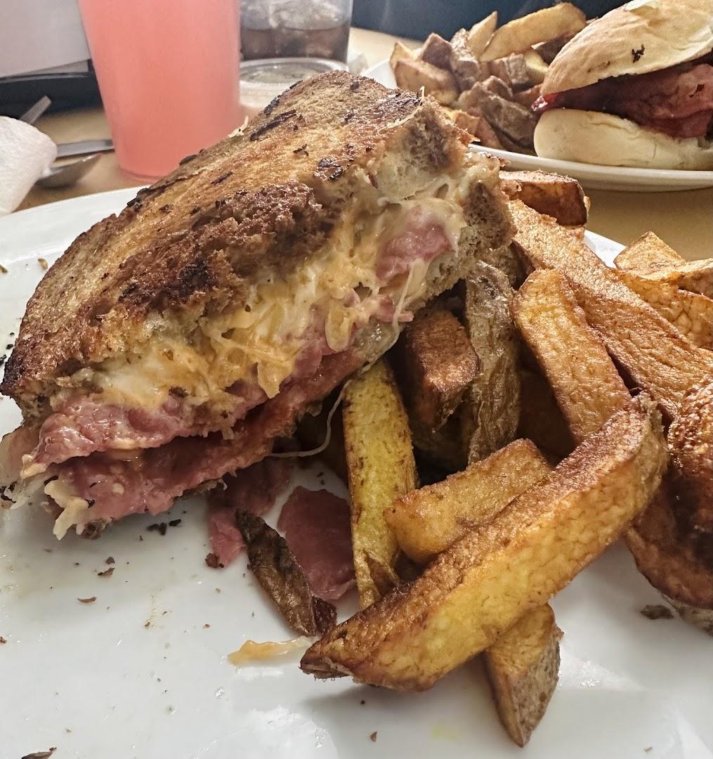 Stunniez Countryside Diner